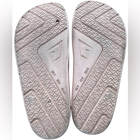 GYMSHARK- REST DAY SLIDES - Picture 3 of 4